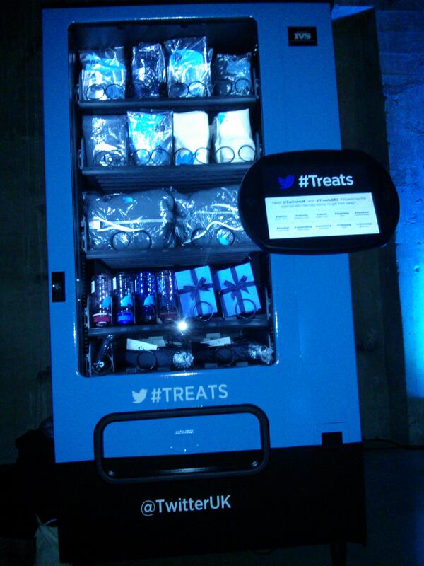 ItisSG's tweet image. . @TwitterAdsUK  NO CASH?Don't worry-our vending machine dispenses goodies 4 a Tweet #Twitter4Brands  #TwitterCommerce