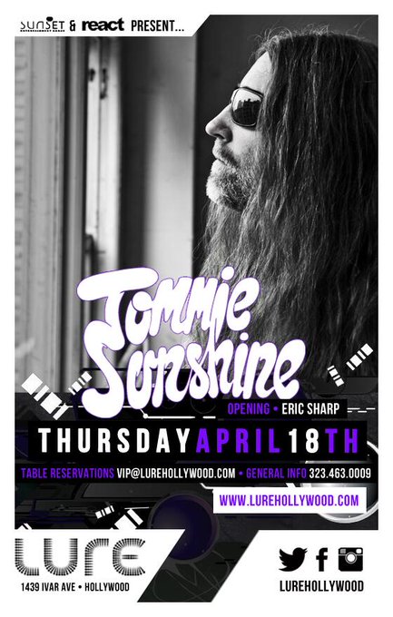 Watch Nicholas Alan's leaked NSFW photo on TwXstars