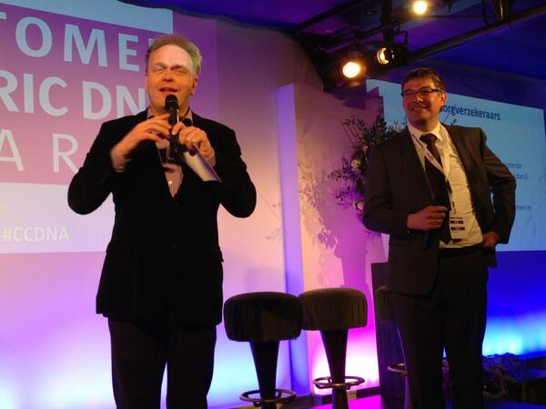 LudoRaedts's tweet image. De volgende prijzen worden uitgereikt op de #ccdna door @JaapvGent en @FritsHuffnagel IZA wint de 1e.