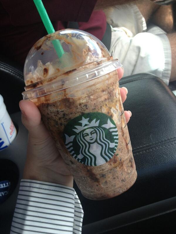marissaaarice's tweet image. New fav Starbucks drink! Snickers Frappuchino :) #hiddenmenu