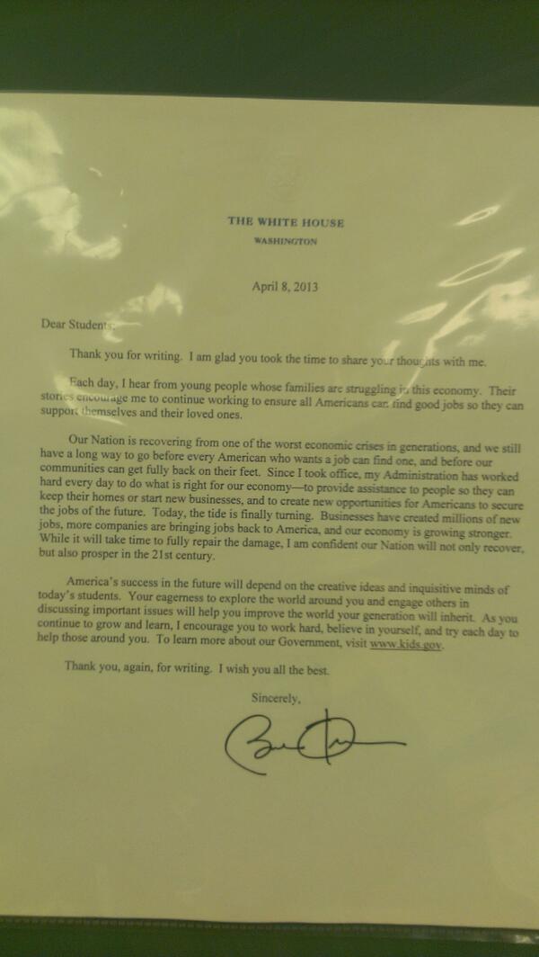 mslewis18's tweet photo. Yay! Pres. Obama responds to the letters written by 9th grade students at HUM II  #NVCHS @CKatzenberg @KamiLewisLevin http://t.co/4rZyqsHiHo