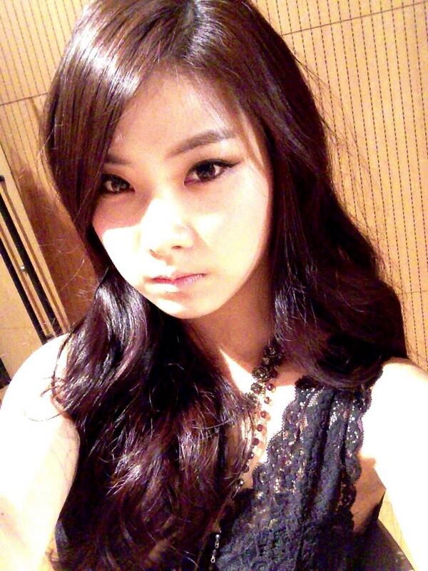 EunjinMuse's tweet photo. 전은진.jpg RT @eunjin_jeon: 데뷔 첫 무대 !! 오랜만에 느낀 떨림.. 내게 잊지못할 특별한 날 @.@ http://t.co/58lsYBom9P