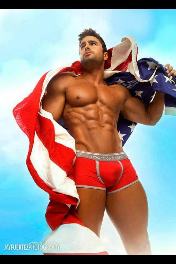 bodynquest's tweet photo. @parksronnie time to start thinking about summer http://t.co/4H6bAjUCb3