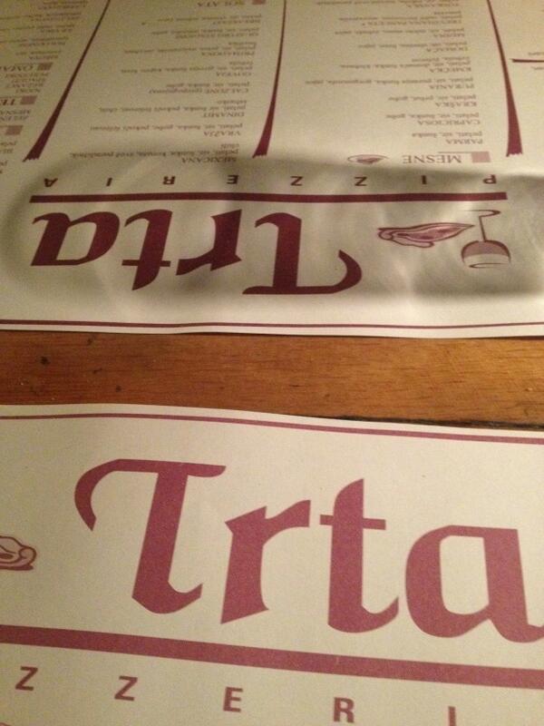 MatijaStepisnik's tweet image. Best pizzeria in the city. :))) #trta