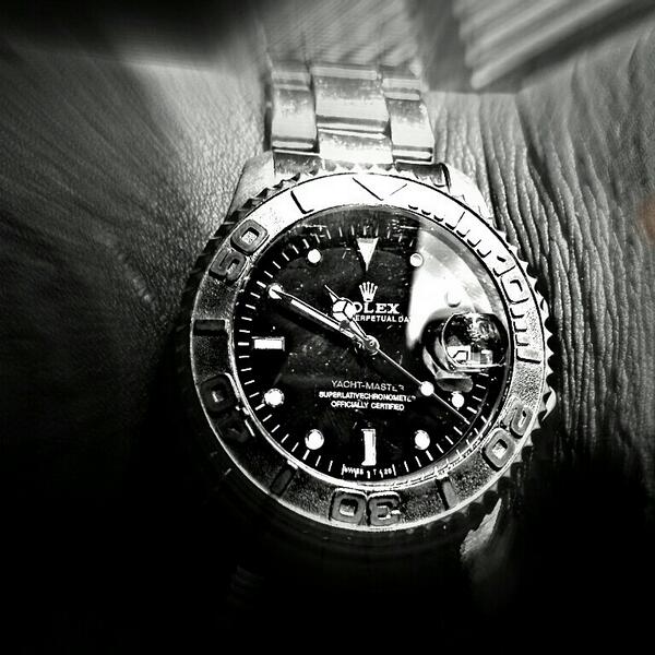 blak_jefe's tweet photo. BIGFACE ROLEY TAKE UP HALF MY ARM!!! http://t.co/Z6mPhOaBOx