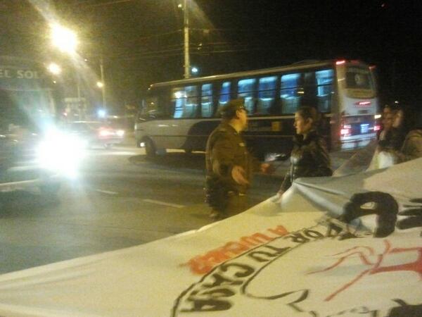 BioBioFENAPO's tweet image. ANDHA x tu casa corta ruta en Chiguayante largo taco de autos. En.lucha x casa digna. Federacion Nacional de Poblador