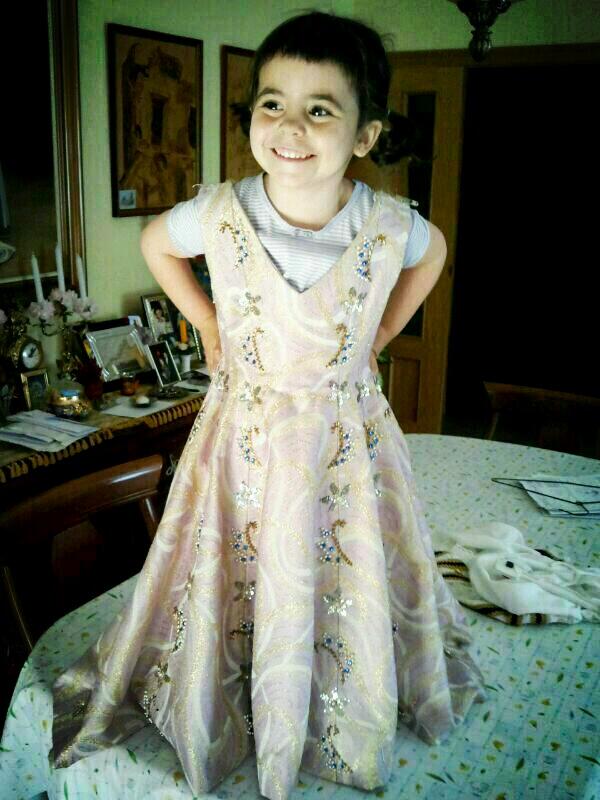 carosantosnav's tweet photo. Pequeñajas que te sacan una sonrisa http://t.co/dIpPfe9T8J