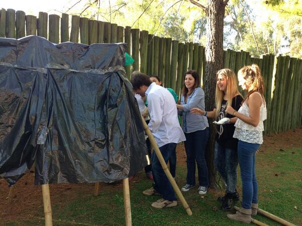 Steffilarken's tweet photo. Que firmes se las ve @argerichmaria @luzgonzalez87 http://t.co/TDvYnxdbHX