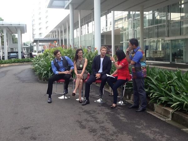 JavaHeatTheFilm's tweet image. We're live now on @akipagi_tvone, @Conor_Allyn @atiqahhasiholan @kellanlutz