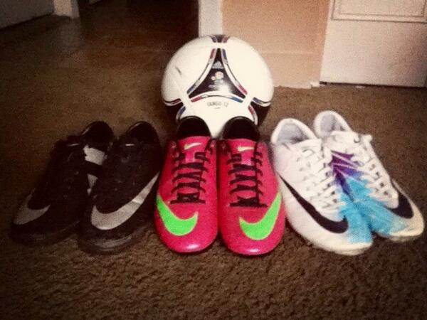 JoseeSmadera's tweet image. My small @nikesoccer #Mercurial collection. Love these shoes! #BeMercurial
