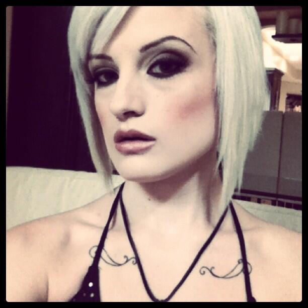 Hey twitter should I bleach my hair again?? http://t.co/5ILceVRqqU