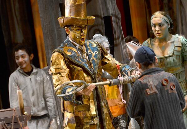 TeatroGrande's tweet photo. BRIMBORIUM! La Favola per Musica di Mauro Montalbetti in scena al #TeatroGrande 18-19-20 aprile 2013! http://t.co/LNHcHsQJOy