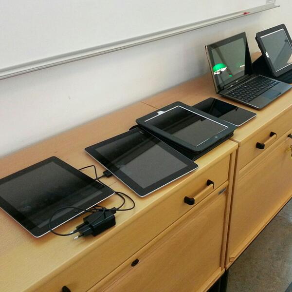 En del av vår buffé till Mobil akademiker:)