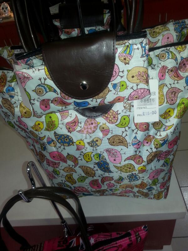 LVnorthwest's tweet photo. New fold up bags £18 ♥ http://t.co/SC70fdoZlf