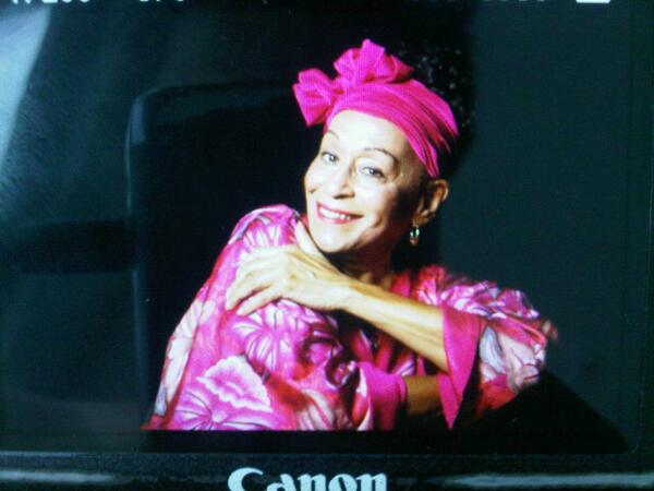 Un adelanto de los retratos de la sra Omara Portuondo..