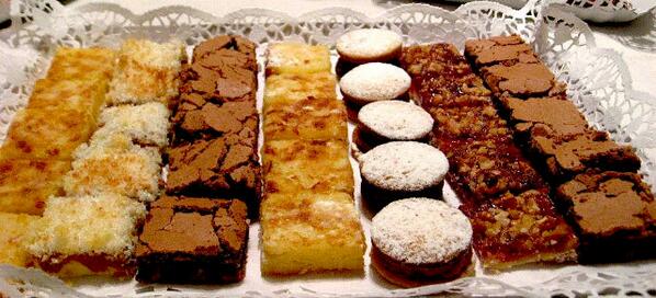 ninasbakery1's tweet photo. Grann diaa para comer algo rico! Ya probaste nuestros cuadrados?? Que estas esperando? Pedilos!! Daleee http://t.co/OwBAzBOjMR