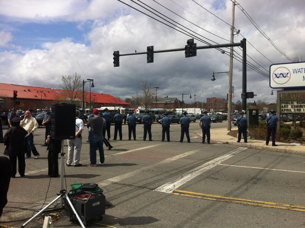 BIOV8zgCEAAeAhp.jpg:large