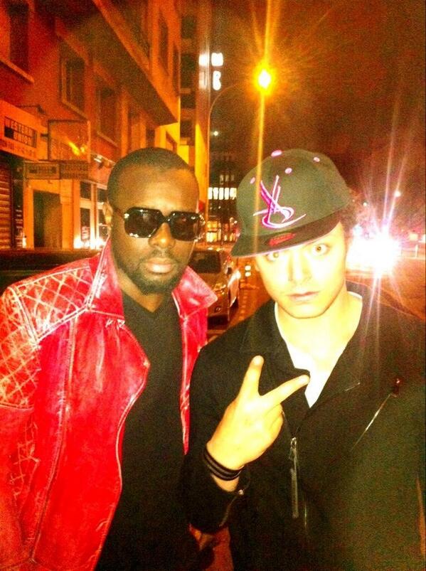 GIMS's tweet photo. On souhaite tous bienvenue @kevadamsss dans le #vortex... http://t.co/QBZzxS5QhY #dreammmmm http://t.co/jfEfU17xQi