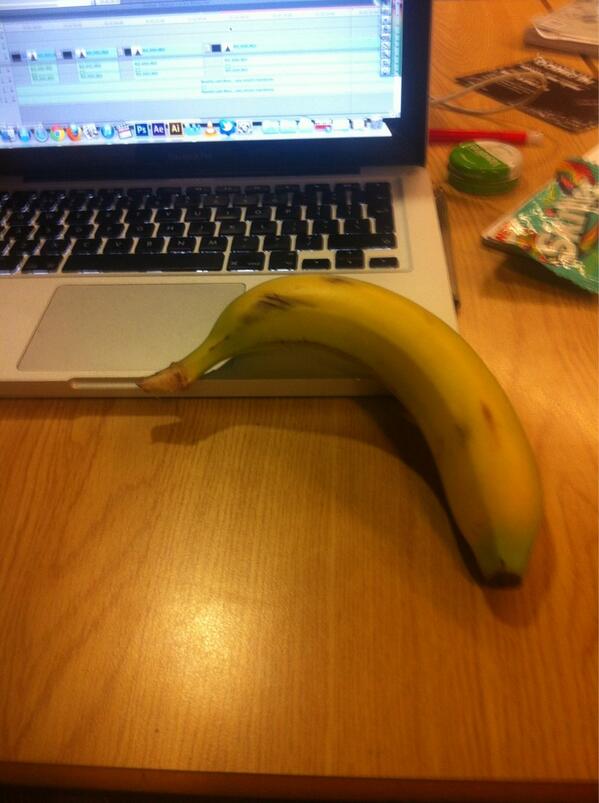 FolzLeotardo's tweet image. Ogede. #LibraryBound