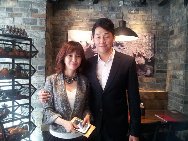 Yh Entertainment V Twitter 4 19 金 俳優パクソンウン シンウンジョン夫婦 のチャイニーズレストランオープンしました とても美味しかったです 親交のある俳優さん歌手の方たちが沢山来られてました 박성웅 신은정 부부 차이니즈 레스토랑 오픈 했어요 Http T Yh Entertainment V Twitter 4 19 金 俳優パクソンウン シンウンジョン夫婦 のチャイニーズレストランオープンしました とても美味しかったです 親交のある俳優さん歌手の方たちが沢山来られてました 박성웅 신은정 부부 차이니즈 레스토랑 오픈 했어요 Http T