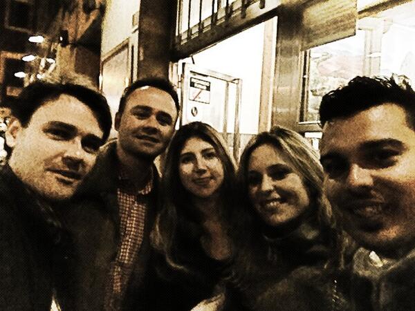 budyaby's tweet photo. En la calle laurel,Logroño,ovacionando a Baco con muy buena compañía!!! http://t.co/9FXvqTCVxr