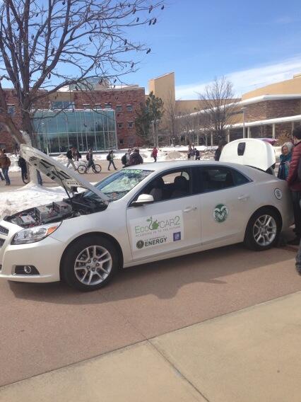 ColoradoStateU's tweet image. .CSUEngineering students out on the @CSULSC Plaza today talking about EcoCar2 #colostate