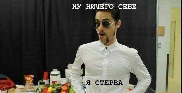 Pineapple_Sam's tweet photo. И свой четырехсотый твит я посвящаю себе http://t.co/s0Ba4LvqMC