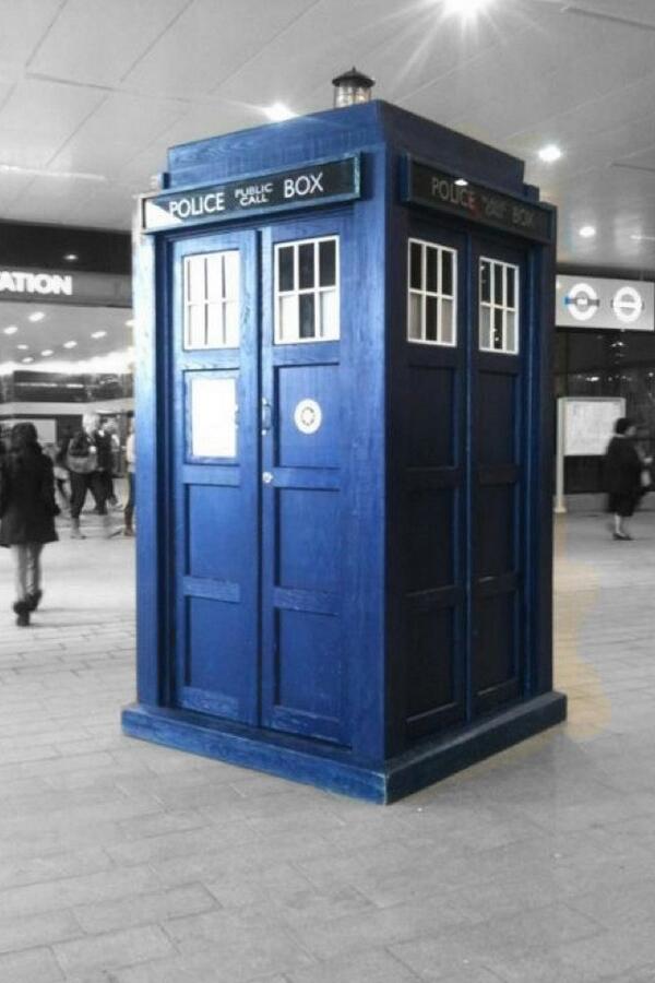 eccentricDBA's tweet photo. Attention: Any one researching time travel and in need of a SQL DBA / IT Pro look me up. http://t.co/OTW00ZBwy1