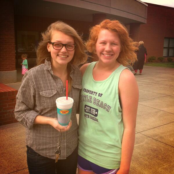 sarah_h_doyle's tweet image. Look who showed up. @ThatAshleyBaker #imchilly