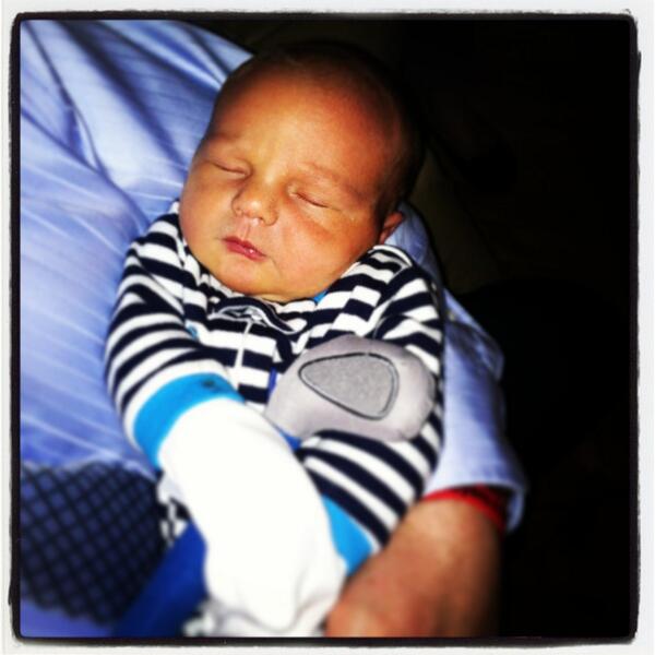 ElizabethW79's tweet photo. Luca is ready to golf! Hopefully he's better than his dad @RDelsardo! http://t.co/Q2fqJjZY1z