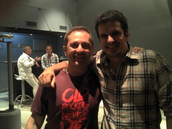 faronijavier's tweet photo. RT @victor_panza10: Excelente la obra #LaDamaDeNegro con @Nico_Scarpino http://t.co/NymJV30avN