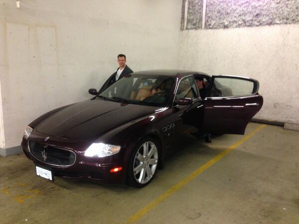 igordon342's tweet image. Rolling entourage styles!