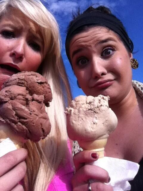 MelissaJey's tweet image. @m_coulson I keep finding these pictures on my phone. Each making me more happy than the last. 😜👉 #sentencefragment