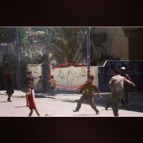 tv_wesaal's tweet photo. في شوارع العراق ..

مطلوب دم سلفي ! ! !

#أكذوبة_إخوان_سنة_وشيعة
#الرافضة #الثورة_العراقية #العراق #GCC 
. http://t.co/ZB6jlC7JFG
