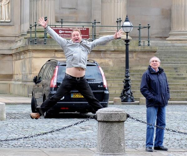 Peterpowellphot's tweet photo. @MrJHamilton Goed bosher http://t.co/EKK4yGd1SE