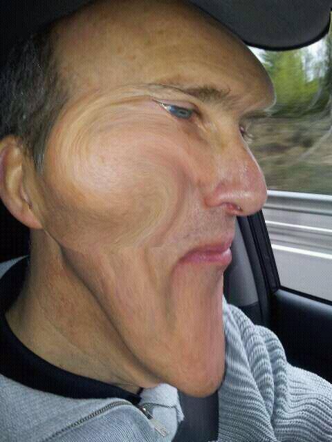 Notre president pique par une mouche toulonnaise et rennaise.