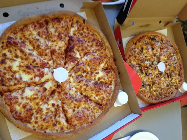 MyOneDegree's tweet image. Pizza! Lunch time #OneDegree2013