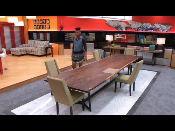 garysbindi's tweet photo. I call this my Peacocked Canadian Tuxedo #Bitches #Glitter #BBCAN http://t.co/AA582rq7oX
