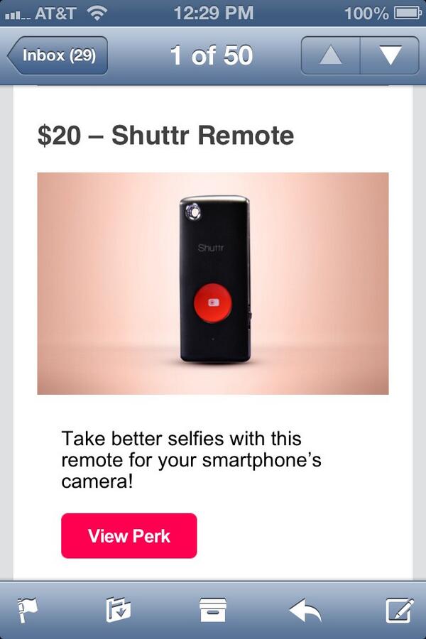 MusicIsColorful's tweet image. Just in case you need better selfies...