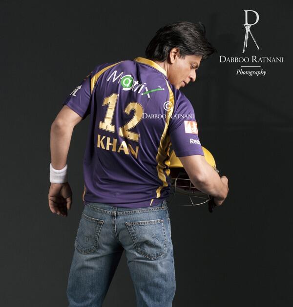 srk in kkr jersey