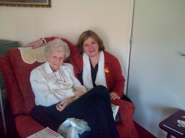 EmilyThornberry's tweet photo. Saw Connie for the first time in nearly 7 years this morning. Not a woman you easily forget. #labourdoopstep http://t.co/L2PCJ7aezP