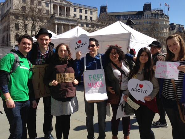 rodricmcgregor's tweet photo. A lot of support for #ILoveArctic, we are out in London with #gp http://t.co/Tb8KYAwsYM