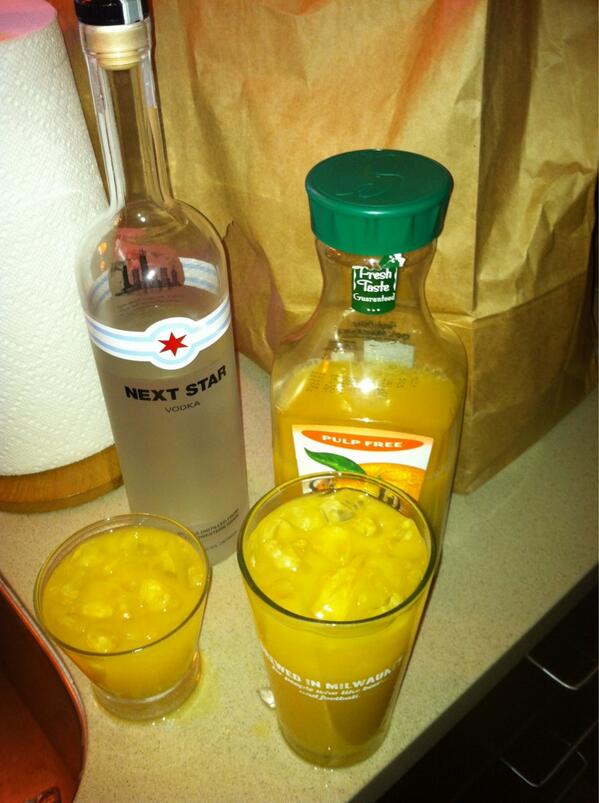 mnhoosier11's tweet photo. Little 5 2013 with @NextStarVodka. Great start to a great day. http://t.co/ugK9jp3til