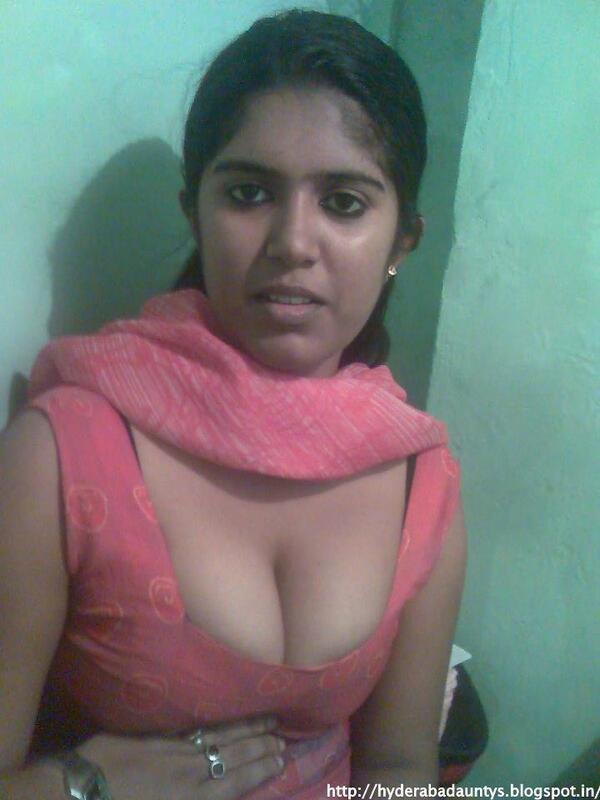 Sexy Desi Girls Tits - Indian nude girls boob videos - Porn pictures