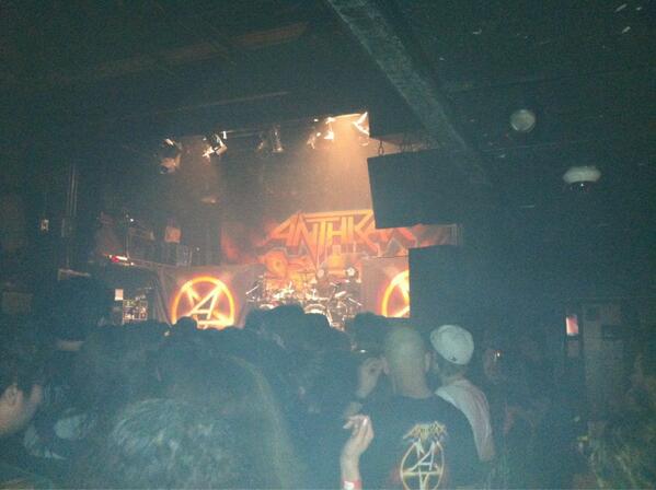Metal thrashing mad