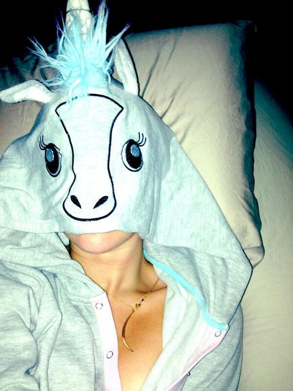 Miley Ray Cyrus (@mileycyruusx) on Twitter photo 