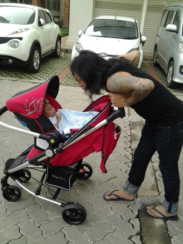 Pagi Adyaaaa RT <a href="/cittarini/">C.Citta Rini</a>: Morning activities,go out to have breakfast