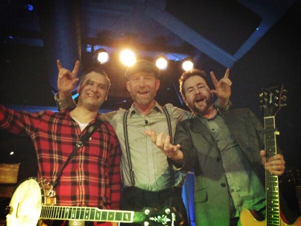 ElliottBROOD's tweet image. Elliott BROOD thanks @TheJUNOAwards for our first Juno! from Quebec City. As you can see we are very happy!