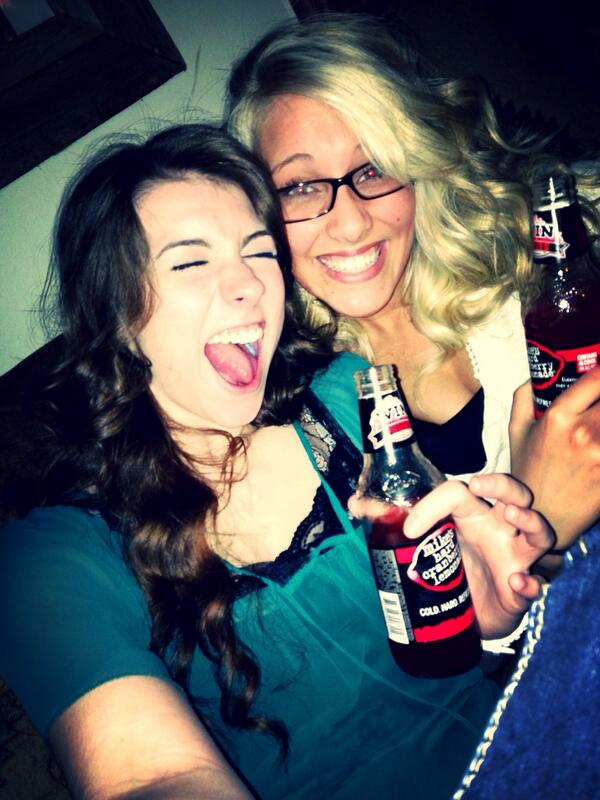 kimberly_hinds's tweet image. #onourlevel @ShantelTatum