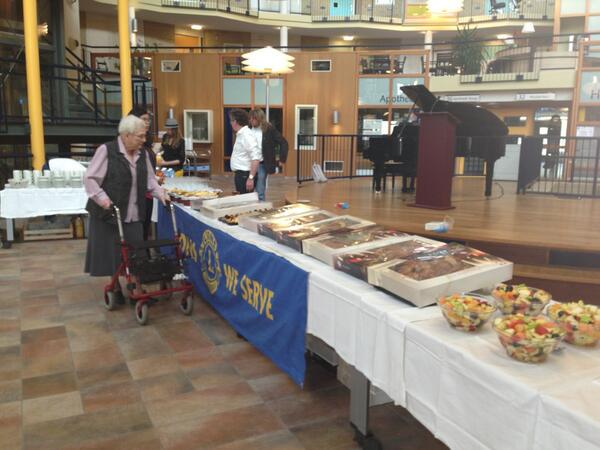 LionsClubBorne's tweet photo. Het begint vorm te krijgen. http://t.co/3SNPvVSqGO